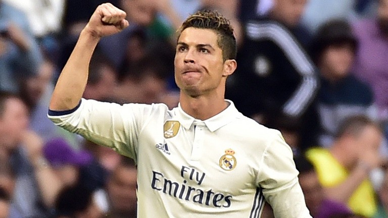 Ronaldo lại nhận thêm giải thưởng cao quý năm 2017 - Bóng Đá