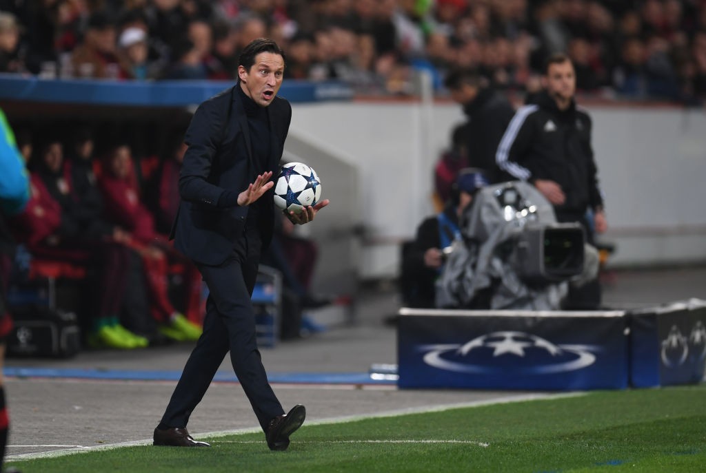 Thua Dortmund tan nát, thầy Chicharito bị 'trảm' - Bóng Đá