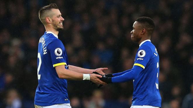 Có lẽ M.U đang rất tiếc nuối vì Schneiderlin - Bóng Đá