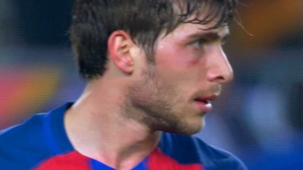 Sergi Roberto đã 'ngán' chơi ở hàng thủ? - Bóng Đá