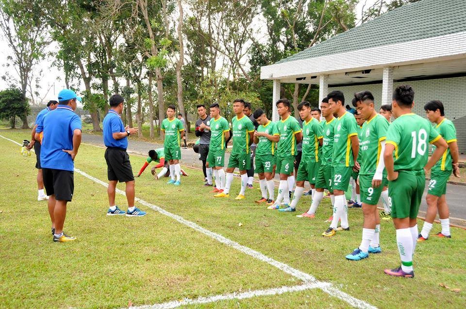 Quang Thanh ghi bàn giúp Long An cầm hòa XSKT Cần Thơ - Bóng Đá