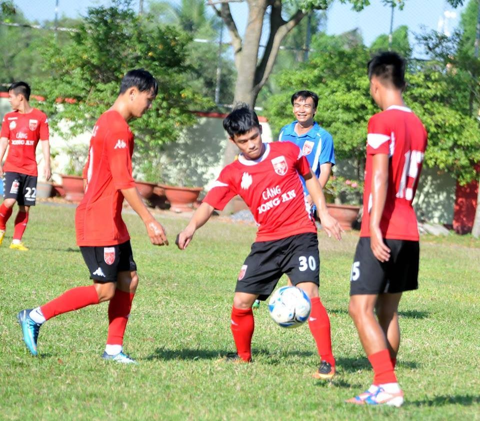 “Tậu” cầu thủ Top 10 châu Âu, Long An quyết tâm trở lại V-League 2019 - Bóng Đá