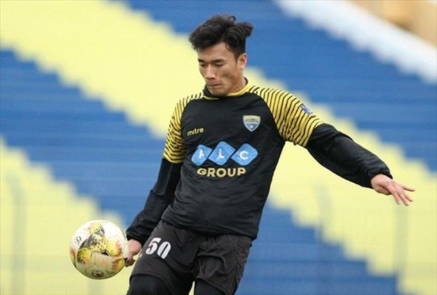 Thủ môn Tiến Dũng được HLV Bali United khen ngợi - Bóng Đá