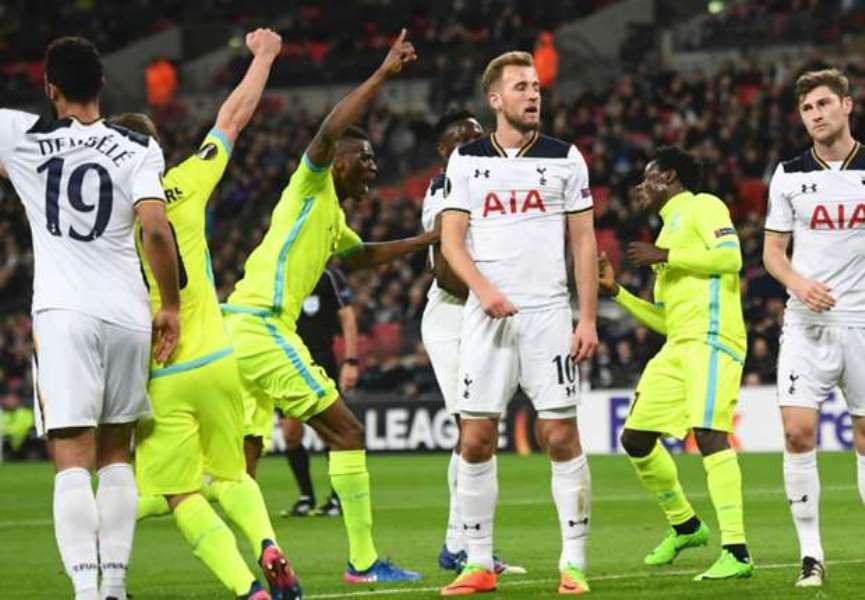 Vòng 32 đội Europa League: Tottenham, Fio, Villarreal bị loại, Lyon, Roma thẳng tiến - Bóng Đá