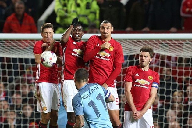 Seluk – Toure: Đừng xem Pep Guardiola và Jose Mourinho là kẻ khờ - Bóng Đá