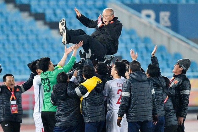 HLV Park Hang-seo cho phép U23 Việt Nam ra ngoài ăn tối - Bóng Đá