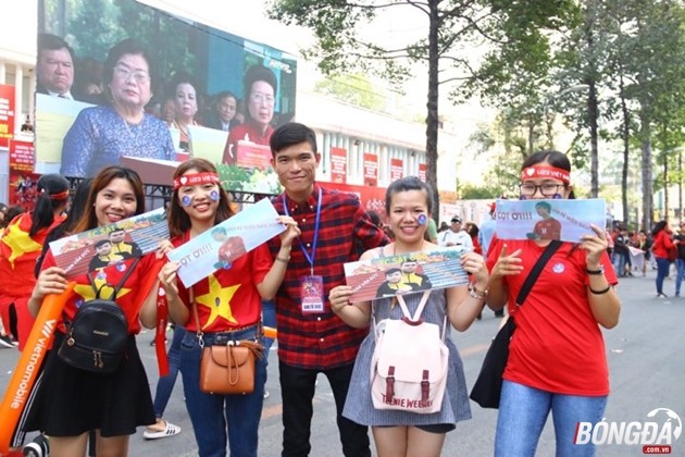 Hàng vạn trái tim CĐV háo hức chờ U23 Việt Nam trên sân Thống Nhất - Bóng Đá