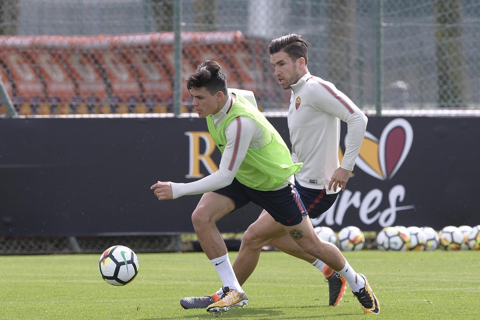Barca không thể khiến Dzeko lo sợ - Bóng Đá