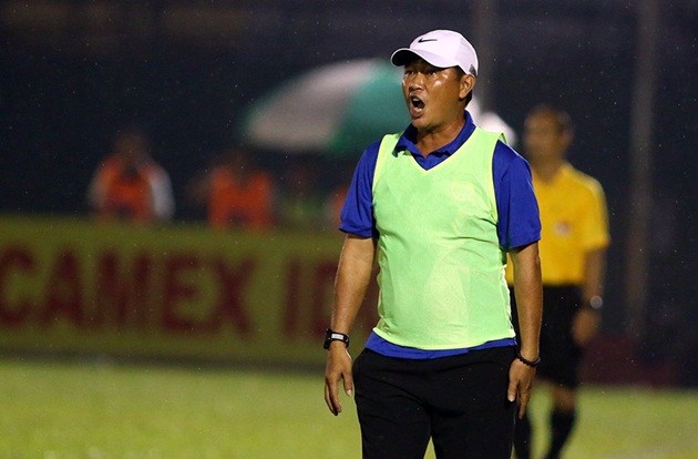 Hàng loạt đội V-League thay tướng: Phiêu lưu như U23 Việt Nam - Bóng Đá