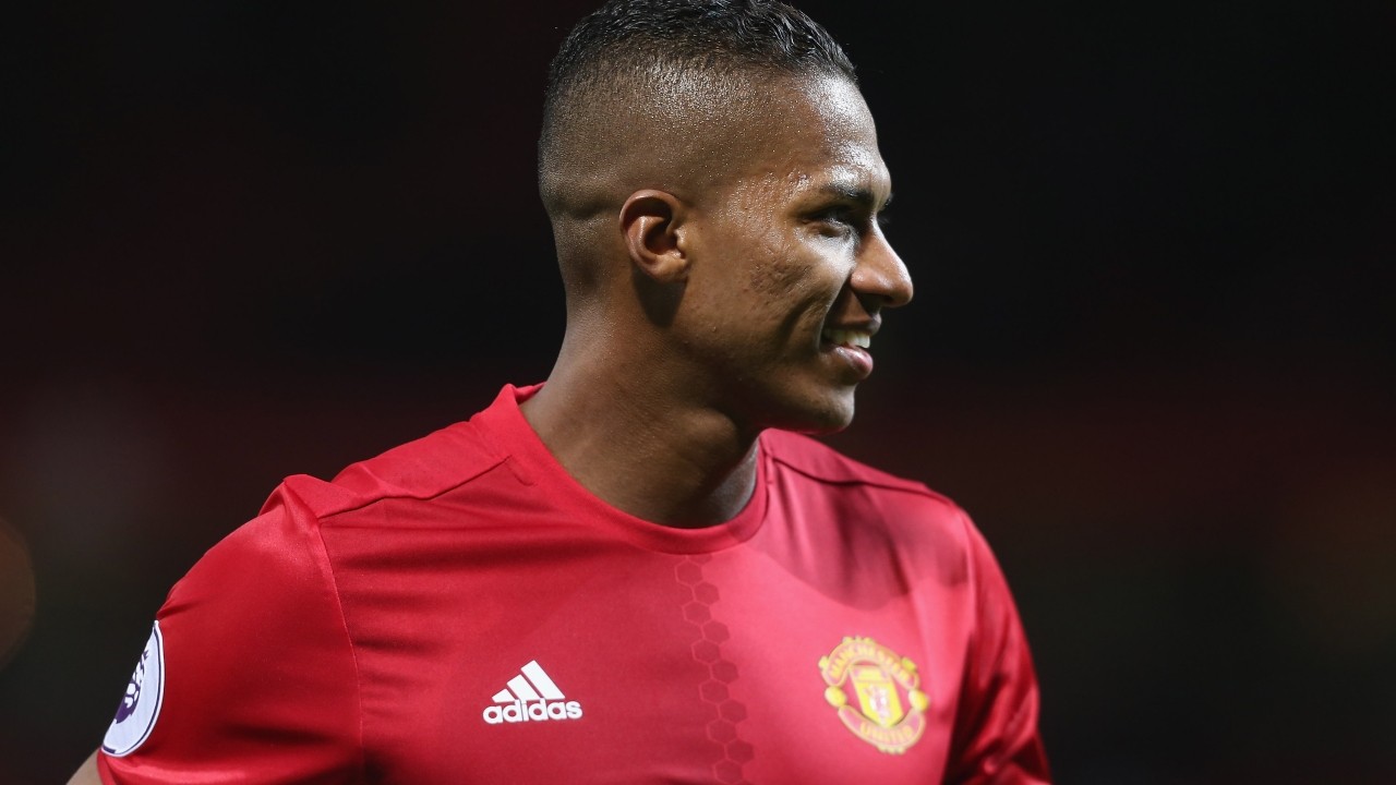 Valencia như được hồi xuân dưới thời Mourinho - Bóng Đá