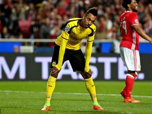 Tội đồ Aubameyang được thầy ra mặt bảo vệ - Bóng Đá