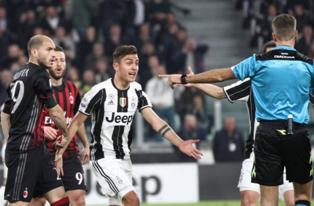 Chùm ảnh: Milan gục ngã trước Juventus ở phút phút 90+7 - Bóng Đá