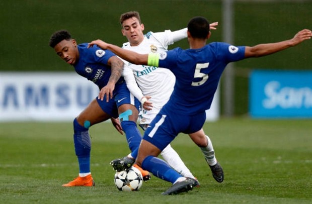 Đá bại Real, U19 Chelsea lấy lại chút thể hiện cho các đàn anh - Bóng Đá