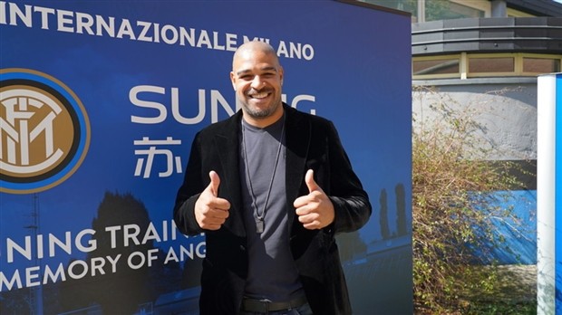 'Hoàng đế' Adriano tới tận sân tập để tiếp sức Inter vượt qua khủng hoảng - Bóng Đá