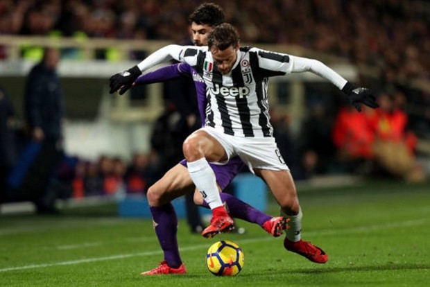 VAR gây tranh cãi, Bernardeschi giúp Juventus đánh bại đội bóng cũ  - Bóng Đá