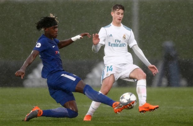 Đá bại Real, U19 Chelsea lấy lại chút thể hiện cho các đàn anh - Bóng Đá