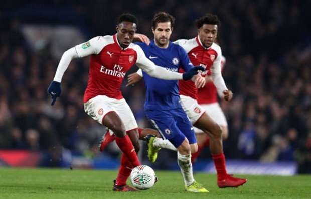 Wilshere chấn thương, Wenger nhấp nhỏm lo lắng trên khán đài - Bóng Đá