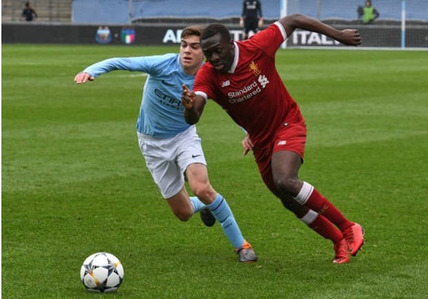 Gerrard thẫn thờ nhìn U19 Liverpool bị U19 Man City đánh bại  - Bóng Đá