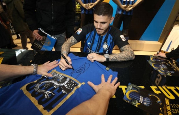 Bị tuyển Argentina bỏ rơi, Icardi giải sầu cùng fan Inter - Bóng Đá