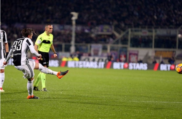 VAR gây tranh cãi, Bernardeschi giúp Juventus đánh bại đội bóng cũ  - Bóng Đá