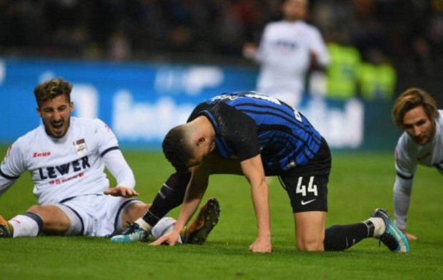 Inter lại không thắng, Spalletti chỉ còn biết cúi đầu than trách - Bóng Đá