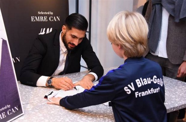 Emre Can lịch lãm ra mắt bộ sưu tập thời trang riêng - Bóng Đá