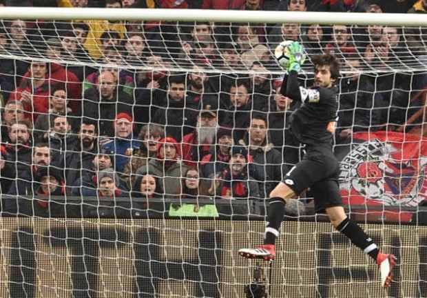 Sau thất bại trước Arsenal, Milan đứng dậy theo cách khó tin - Bóng Đá