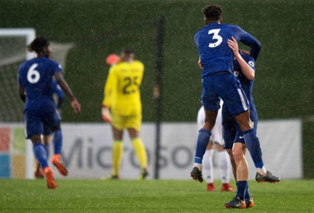 Đá bại Real, U19 Chelsea lấy lại chút thể hiện cho các đàn anh - Bóng Đá