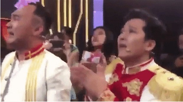 Các nghệ sỹ Việt 'đi bão' thế nào trong ngày lịch sử của U23 - Bóng Đá