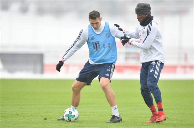 Muller trở lại tập luyện cùng Bayern sau nghi án chấn thương - Bóng Đá