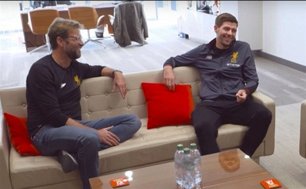 Gerrard đảm nhận vai trò dẫn tour tham quan Melwood  - Bóng Đá