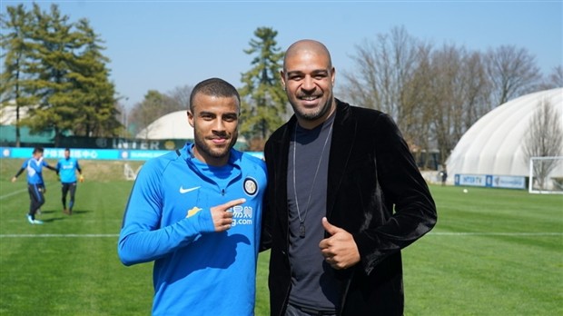 'Hoàng đế' Adriano tới tận sân tập để tiếp sức Inter vượt qua khủng hoảng - Bóng Đá