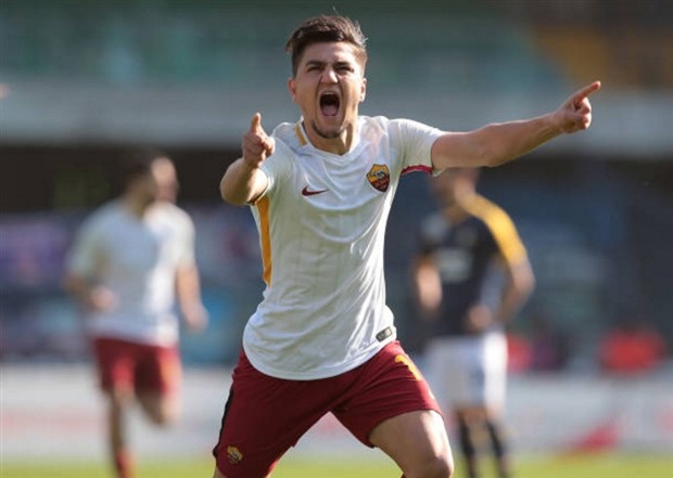 Mất người, Roma chật vật giữ lại chiến thắng trước Verona - Bóng Đá
