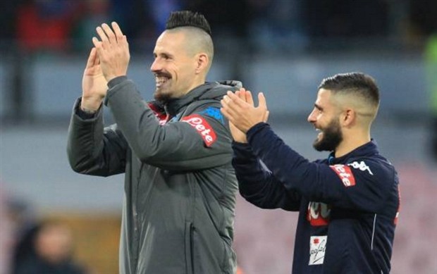 Sarri dửng dưng khi Napoli bảo vệ thành công ngôi đầu - Bóng Đá