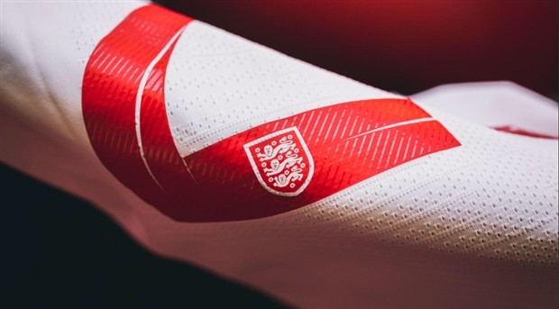 Tuyển Anh chính thức tung mẫu áo World Cup siêu 'đắt'  - Bóng Đá
