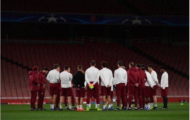 Chùm ảnh: Barcelona căng thẳng với nhiệm vụ bất khả thi - Bóng Đá