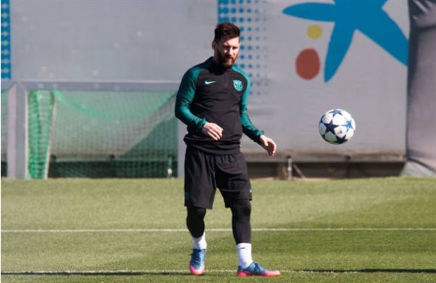Chùm ảnh: Barcelona căng thẳng với nhiệm vụ bất khả thi - Bóng Đá