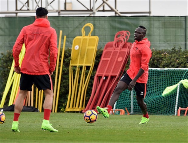 Hết giờ chơi, Liverpool hết mình tìm lại phong độ đã mất - Bóng Đá