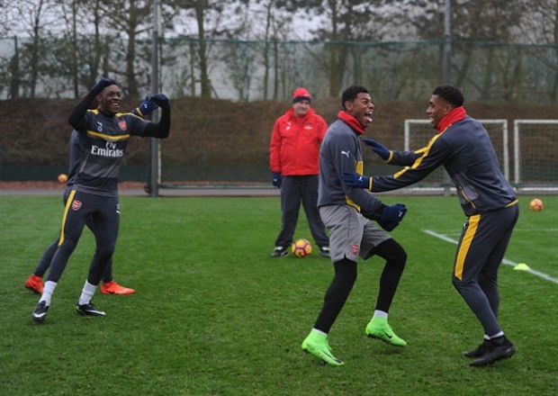 Arsenal chào đón người hùng bị lãng quên trở lại luyện tập - Bóng Đá