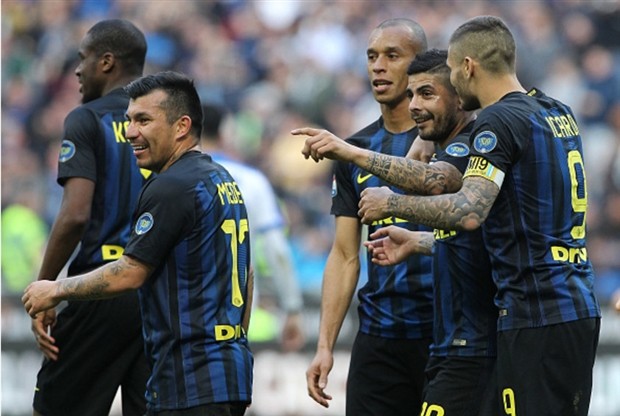 Chùm ảnh: Inter thăng hoa, nã 7 bàn khó tin vào lưới Atalanta - Bóng Đá