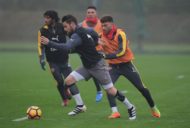 Arsenal chào đón người hùng bị lãng quên trở lại luyện tập - Bóng Đá