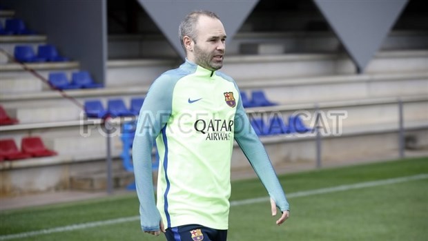 Chùm ảnh: Buổi tập vắng bóng nụ cười của Barcelona - Bóng Đá