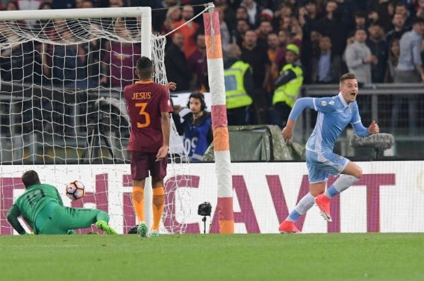 Ghi tới 3 bàn, Roma vẫn phải chia tay Coppa Italia - Bóng Đá