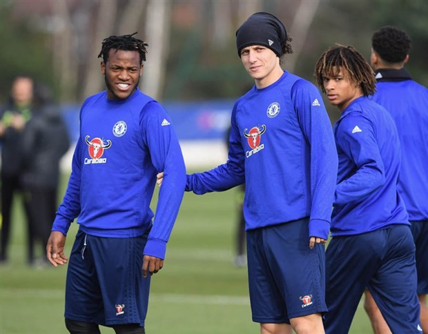 Được cho nghỉ phép, Luiz và Alonso vẫn hớn hở luyện tập cùng Chelsea - Bóng Đá