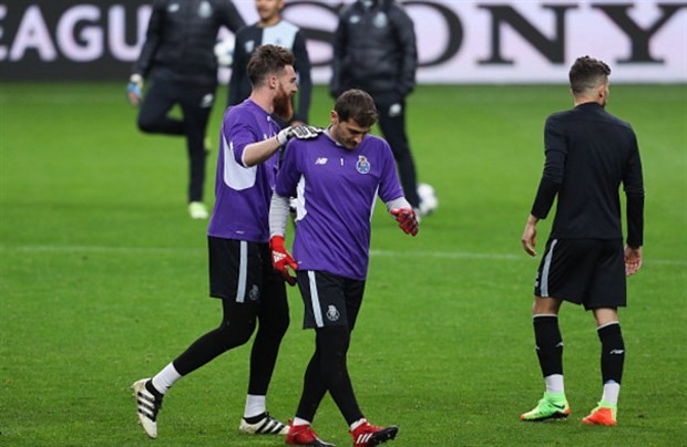 Cassilas bị đồng đội 'quần' tơi tả trước giờ chiến với Juventus - Bóng Đá