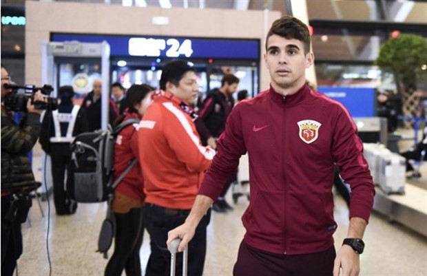 Vừa tới Trung Quốc, Oscar đã vội từ biệt để sang Doha - Bóng Đá
