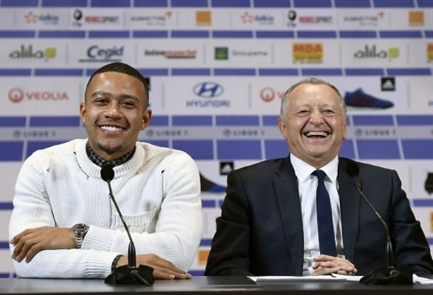Chùm ảnh: Bỏ lại nỗi buồn tại Man Utd, Depay rạng ngời ra mắt Lyon - Bóng Đá
