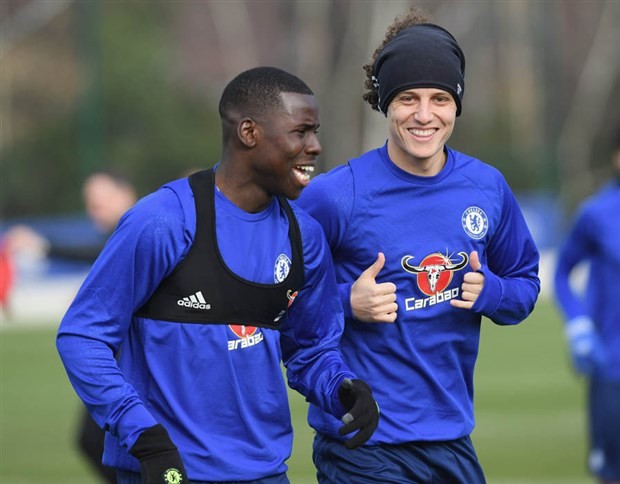 Được cho nghỉ phép, Luiz và Alonso vẫn hớn hở luyện tập cùng Chelsea - Bóng Đá