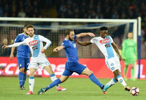 Higuian lập cú đúp vào lưới Napoli, Juventus hẹn gặp Lazio tại chung kết - Bóng Đá
