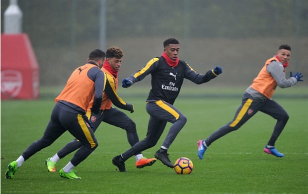 Arsenal chào đón người hùng bị lãng quên trở lại luyện tập - Bóng Đá